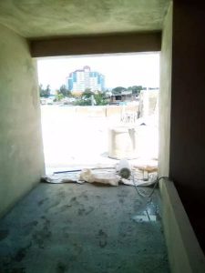 Granieten vloer trappenhuis Residencia Cubamovesyou